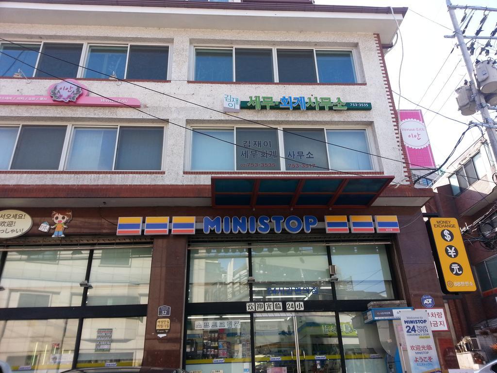 Homestay Eve Seoul Bagian luar foto